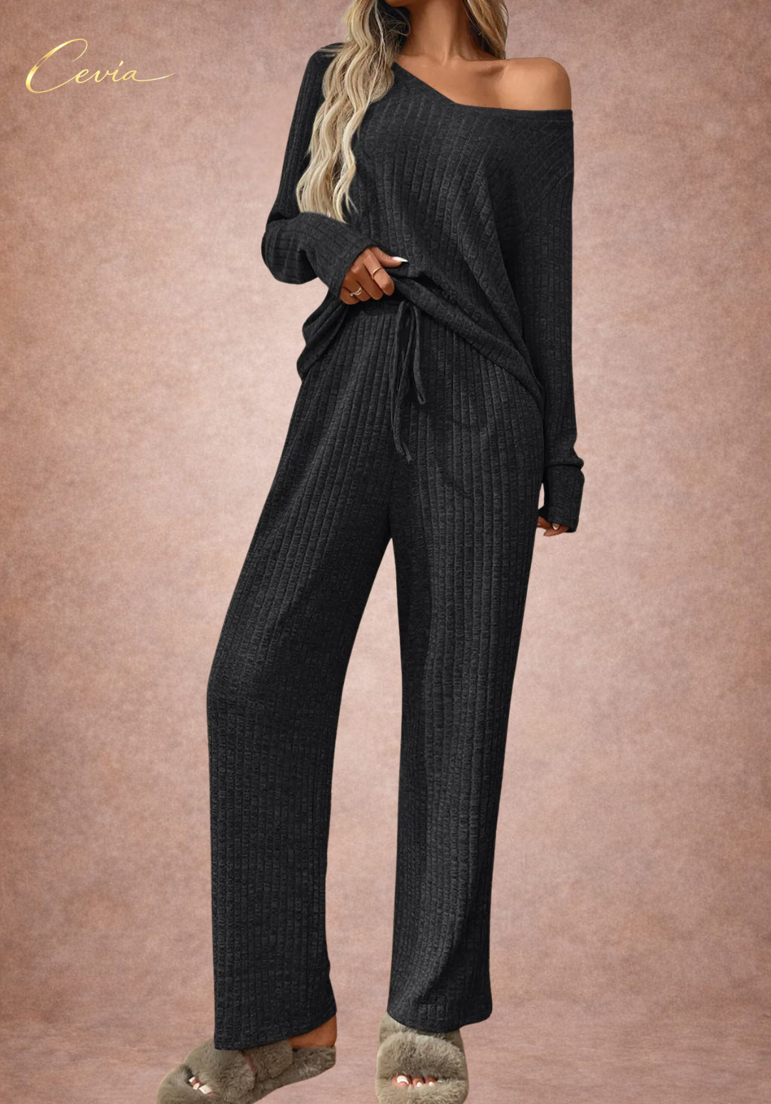 Azure-Ribbed Lounge Set