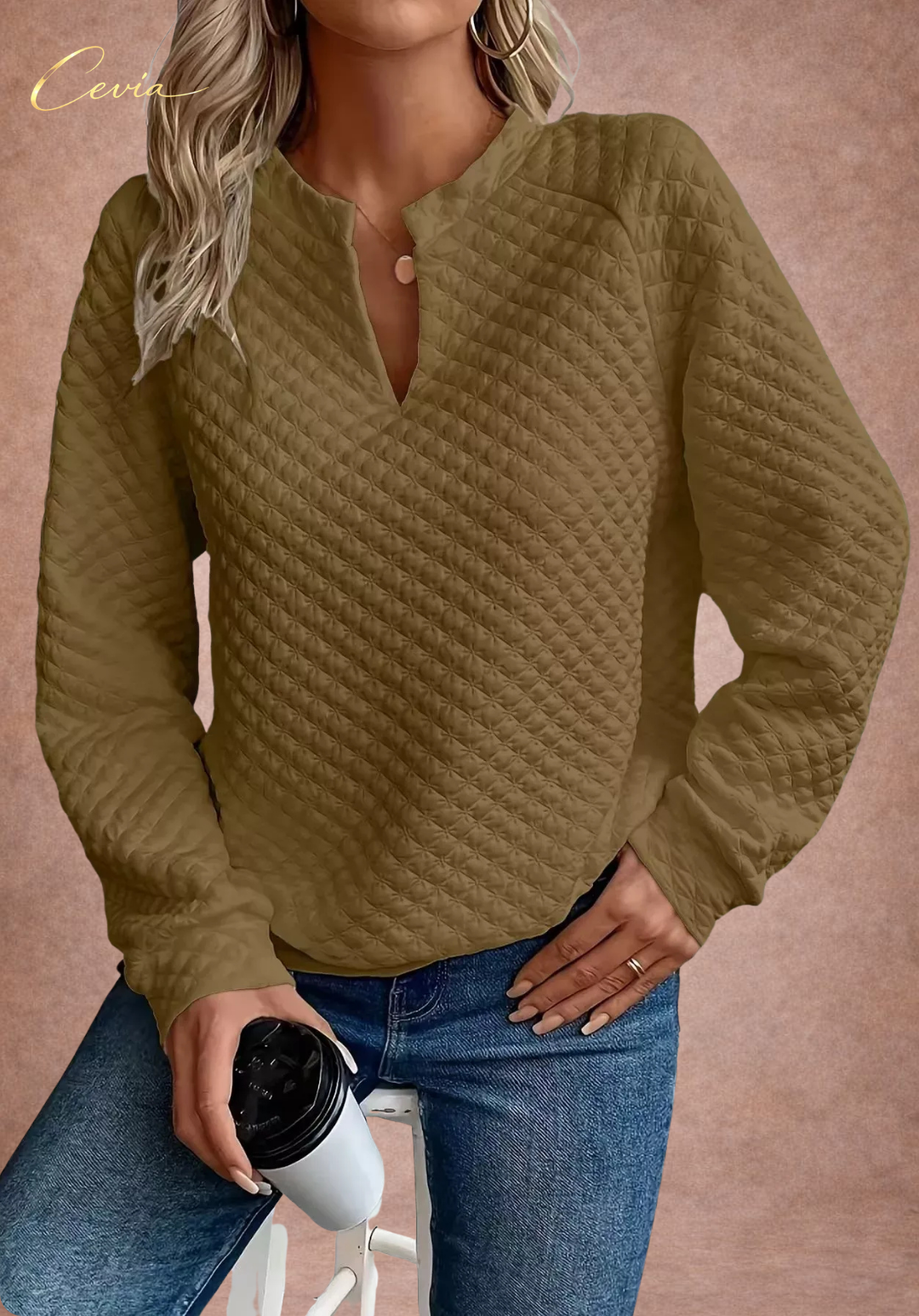 The Aveline Diamond-Texture Top