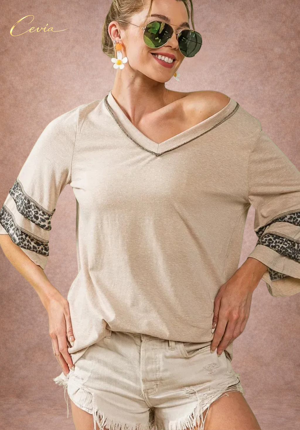 Leopard Band V-Neck Knit Top