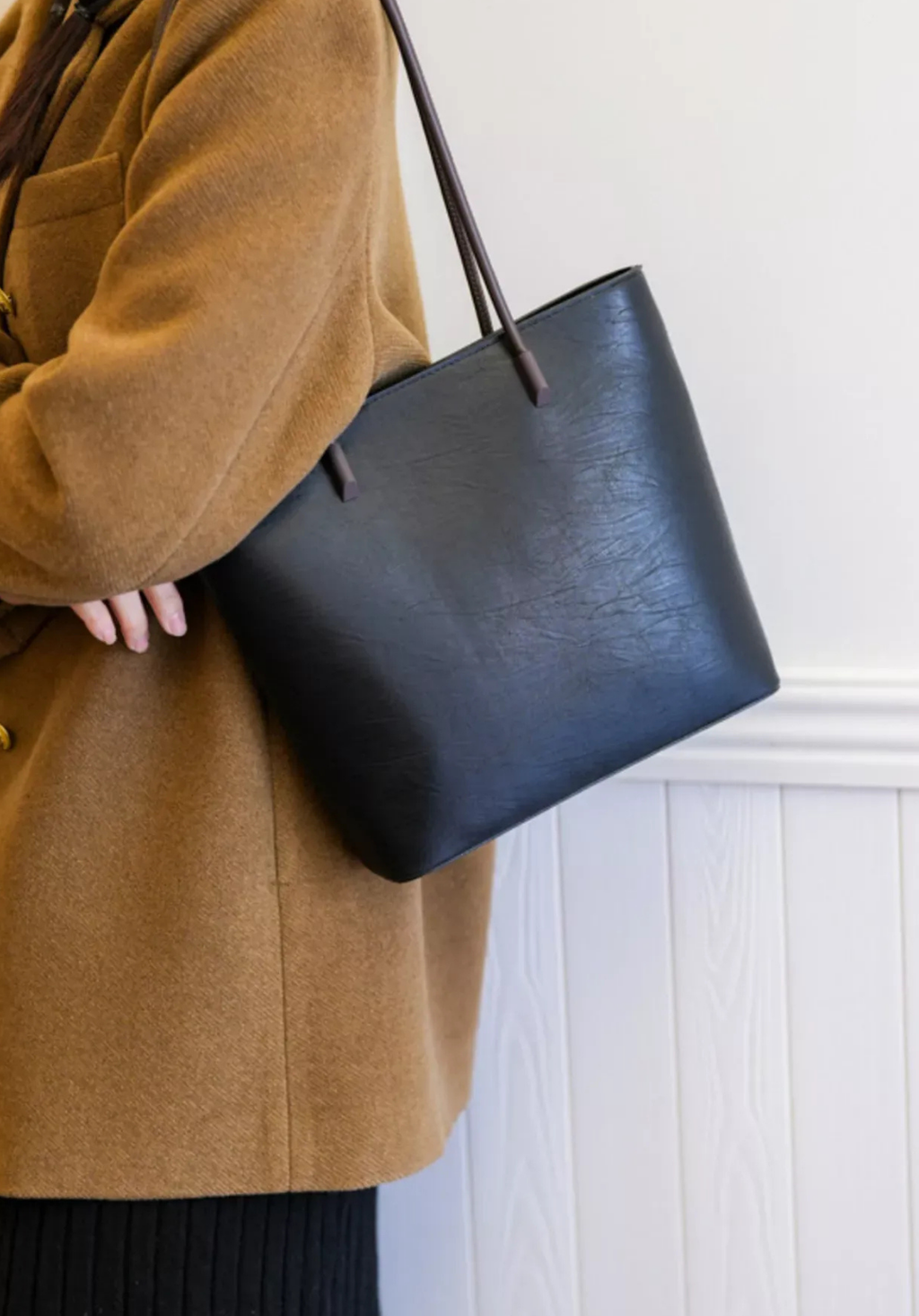 The Arvelle Classic Tote Bag