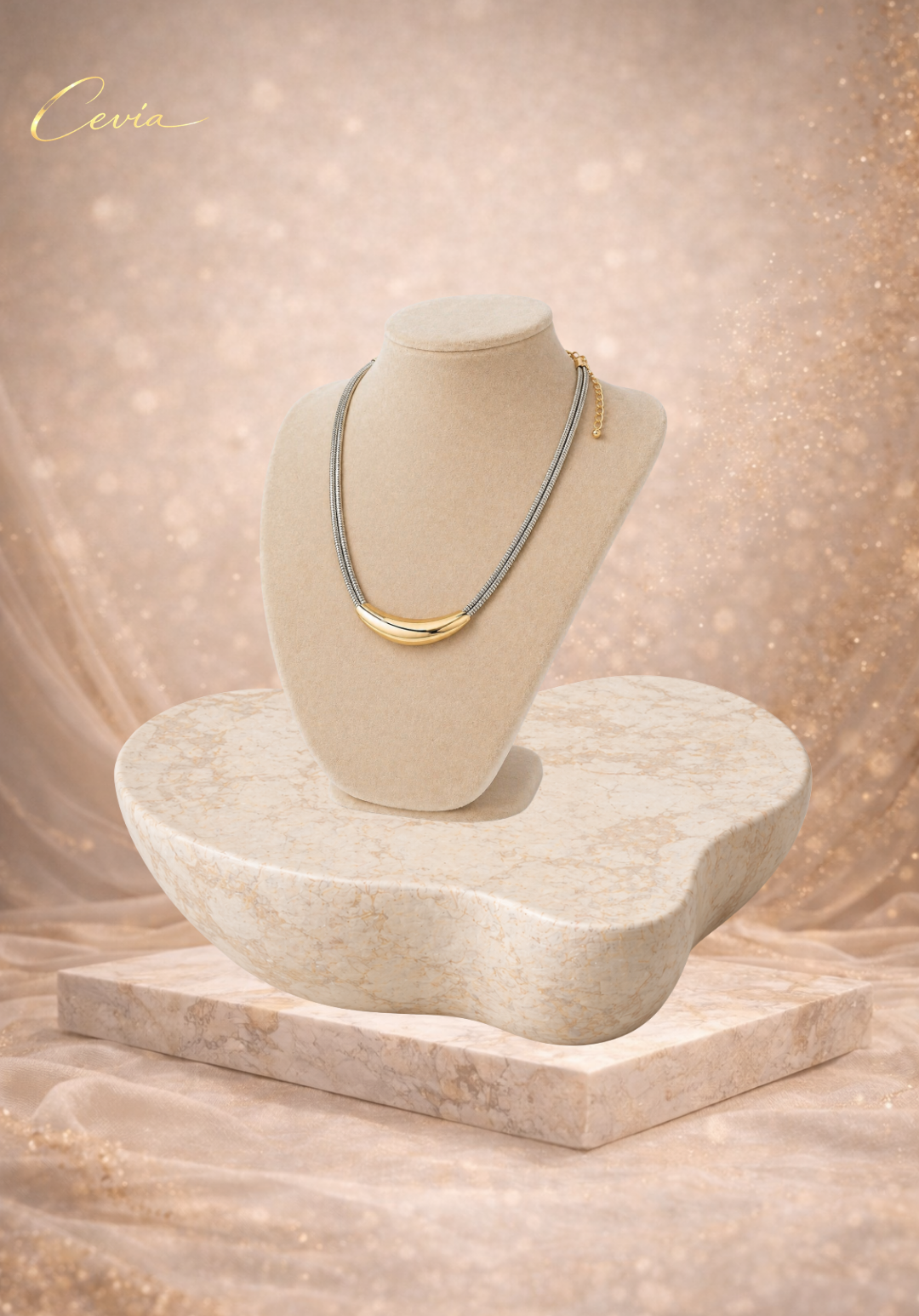 The Aureline Dual-Metal Curve Necklace