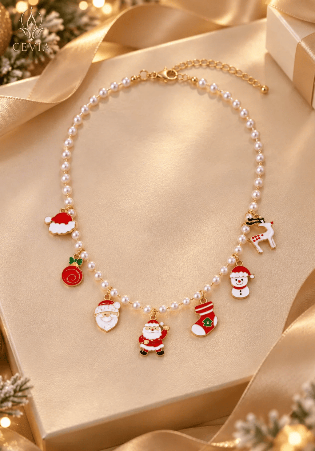 Christmas Parade 펄 참 네크리스