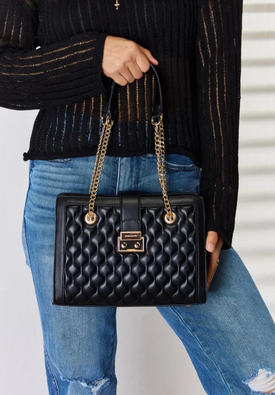 The Valoria Quilted Luxe Shoulder Bag — Black