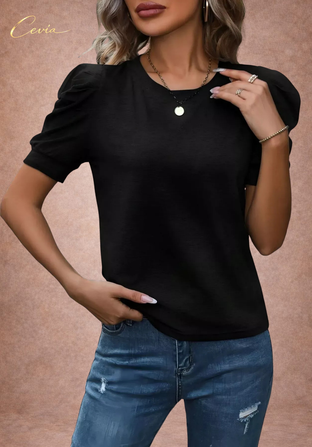 The Noelle Everyday Tee