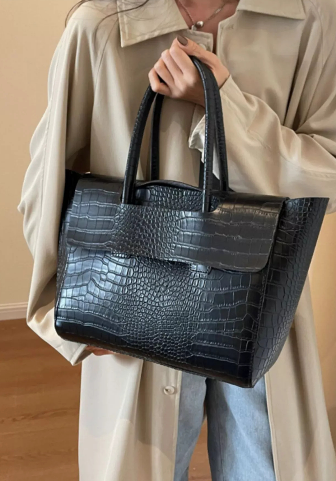 The Crovelle Structured Tote Bag
