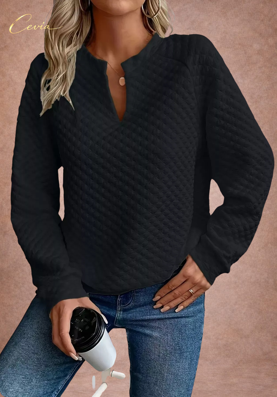 The Aveline Diamond-Texture Top