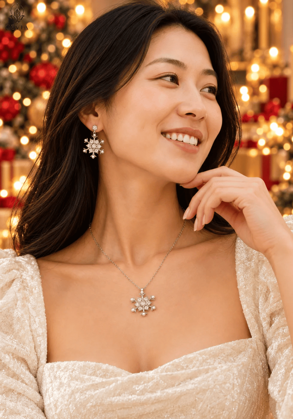 The Winter Brilliance Snowflake Necklace & Earrings Set