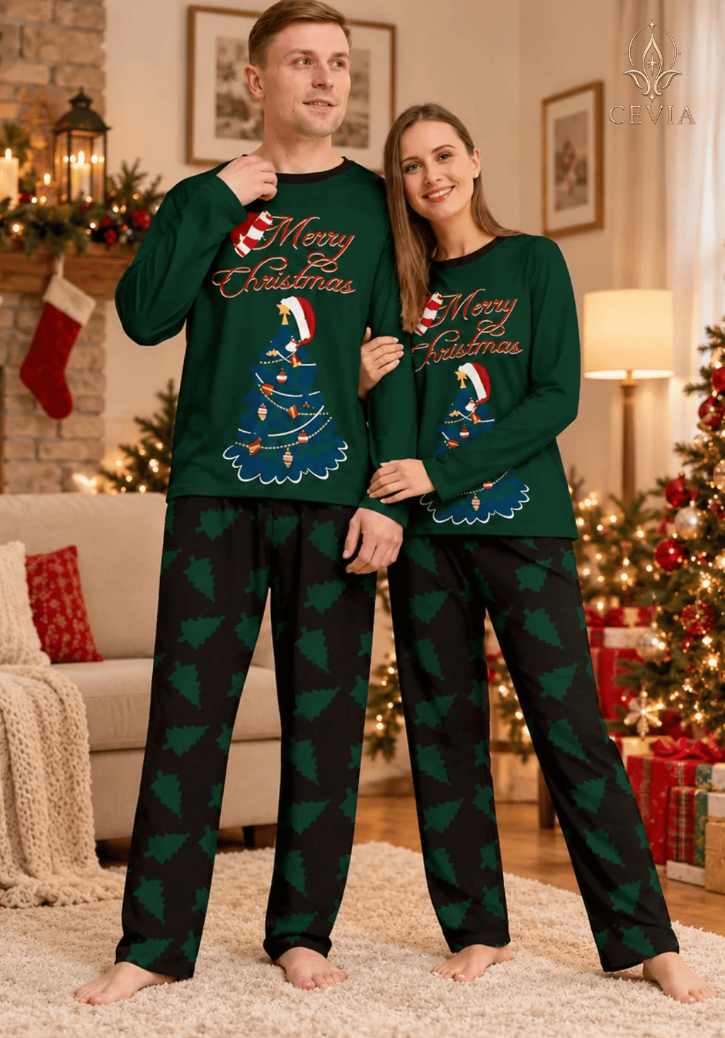 Weihnachtliche Familien-Pyjama-Sets im Partnerlook — Evergreen Wishes