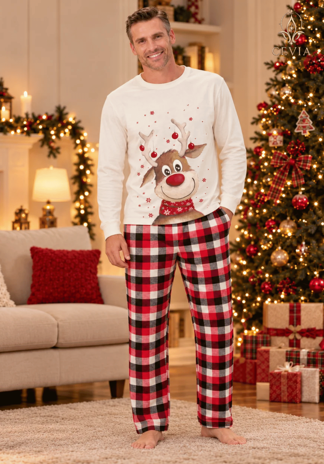 أطقم بيجامات كريسماس عائلية متطابقة — Rudolph's Cozy Wishes