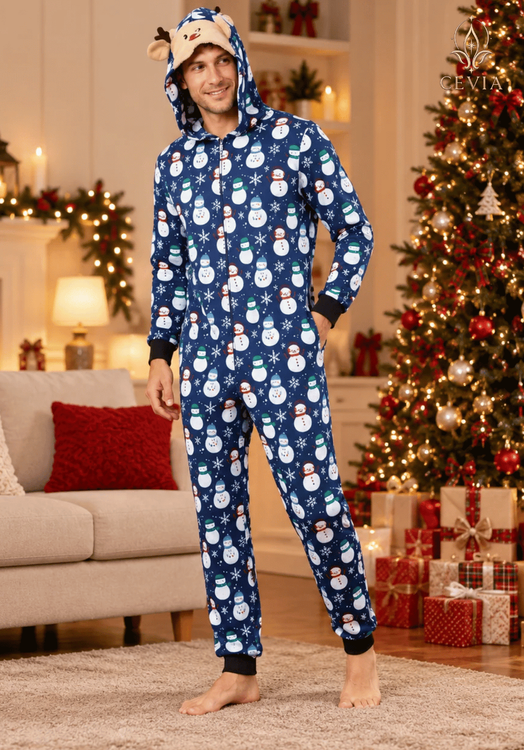 Conjuntos de Pijama Navideño Familiar a Juego con Capucha — Snowy Reindeer Magic