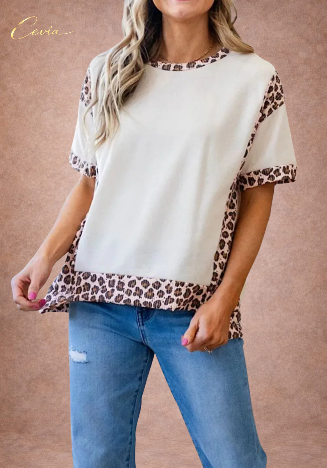 The Savannah Contrast Trim Top
