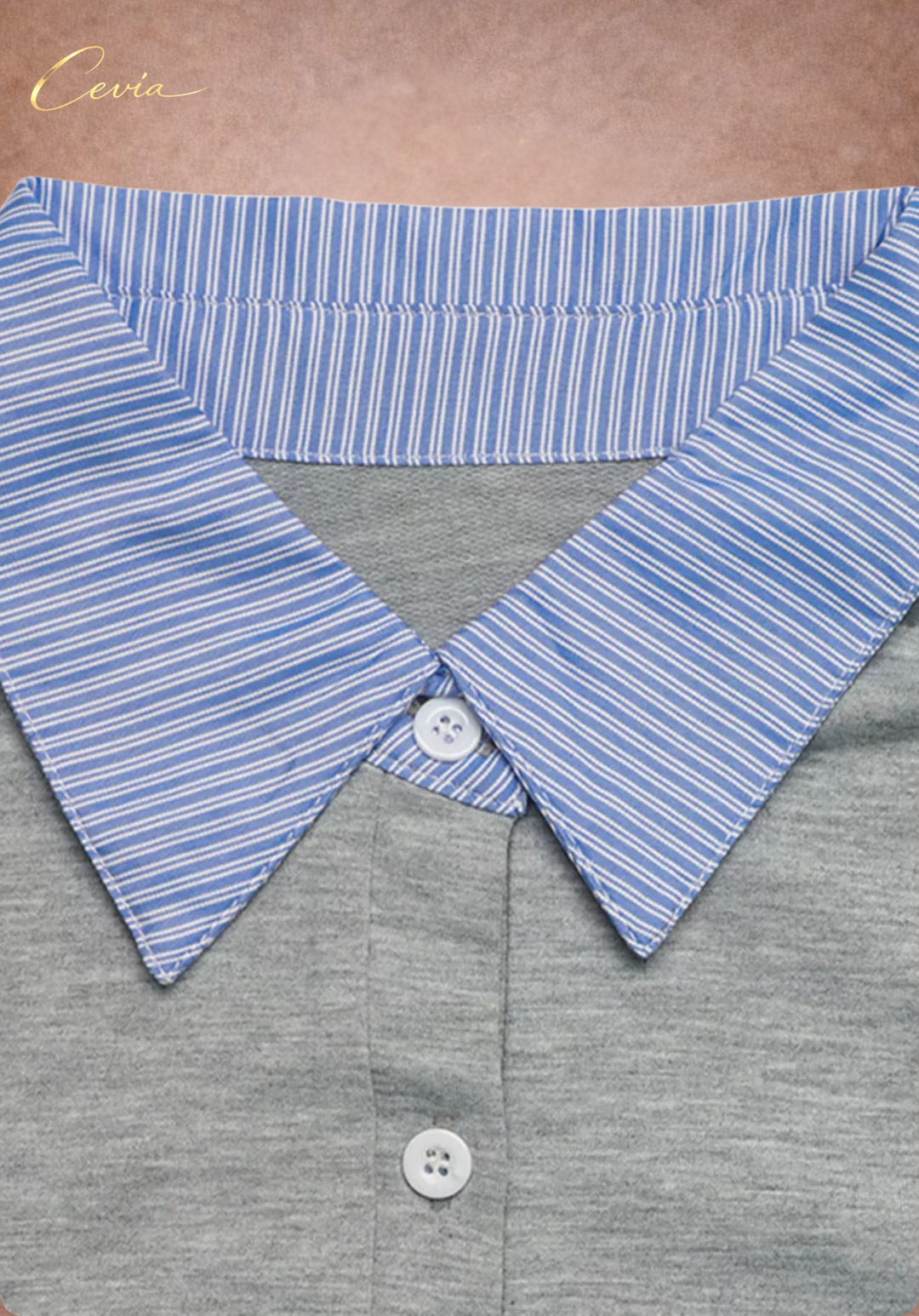 The Éloane Layered-Contrast Collared Top