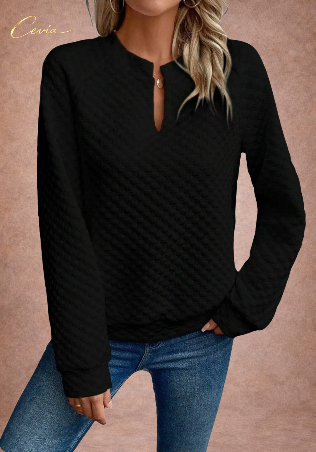 The Aveline Diamond-Texture Top