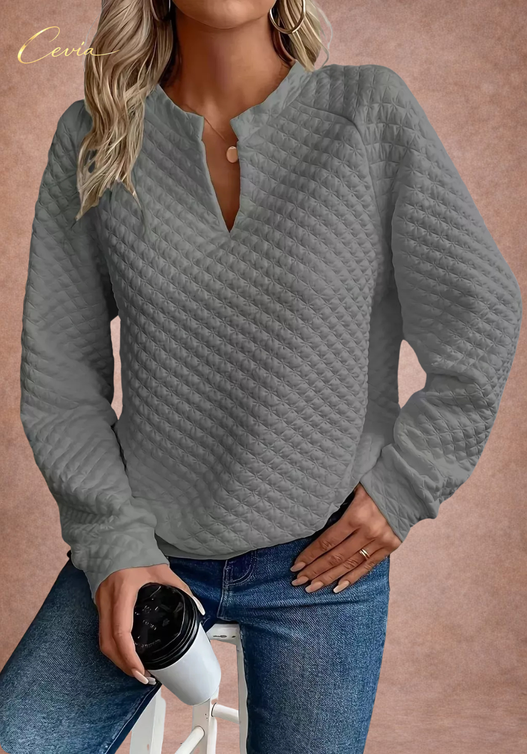 The Aveline Diamond-Texture Top