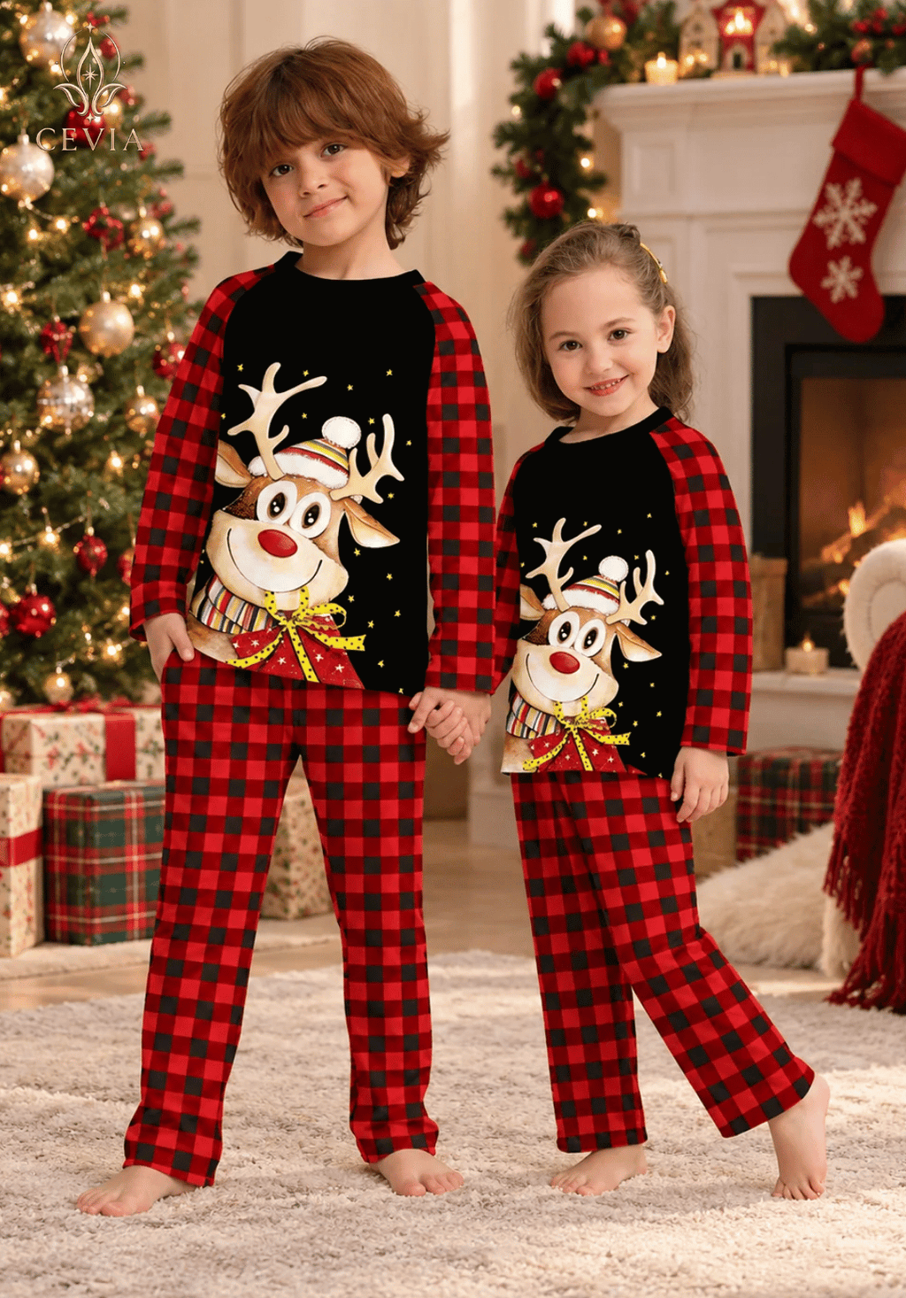 Kerst Familie Matching Pyjamasets — Reindeer Buffalo Plaid