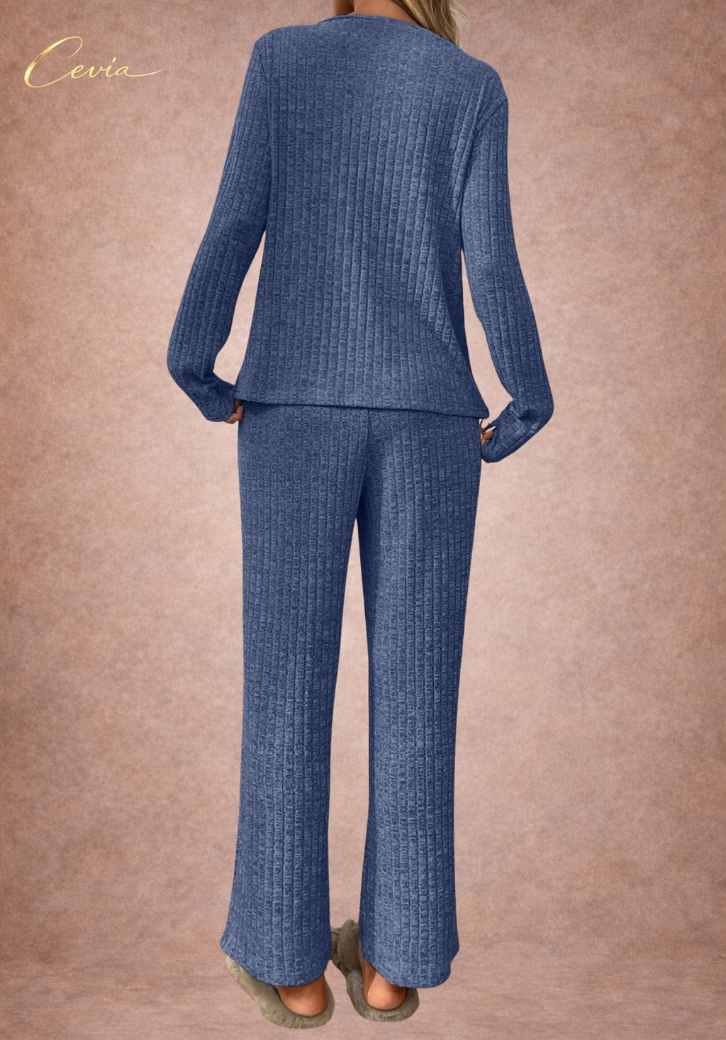 Azure-Ribbed Lounge Set