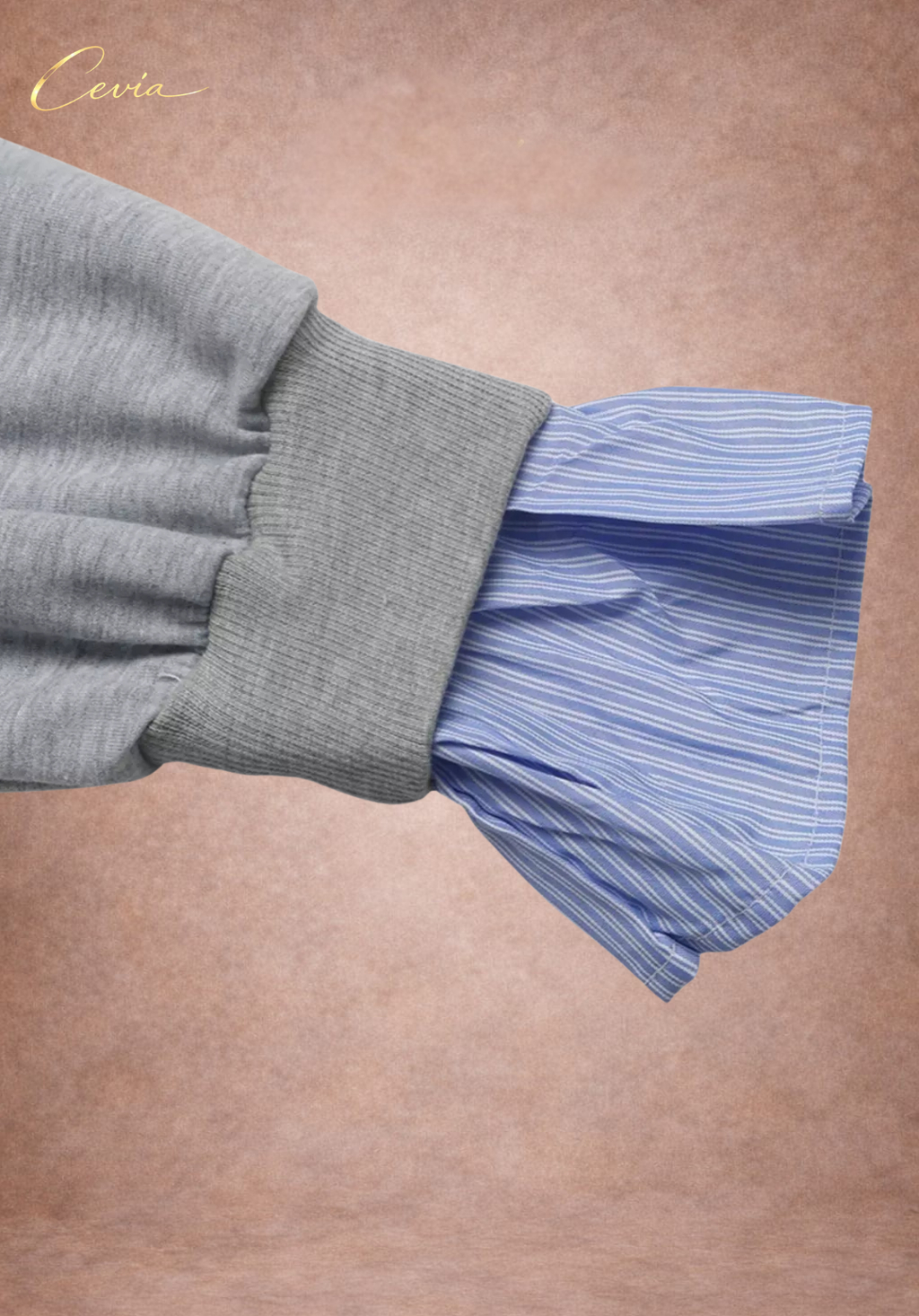 The Éloane Layered-Contrast Collared Top