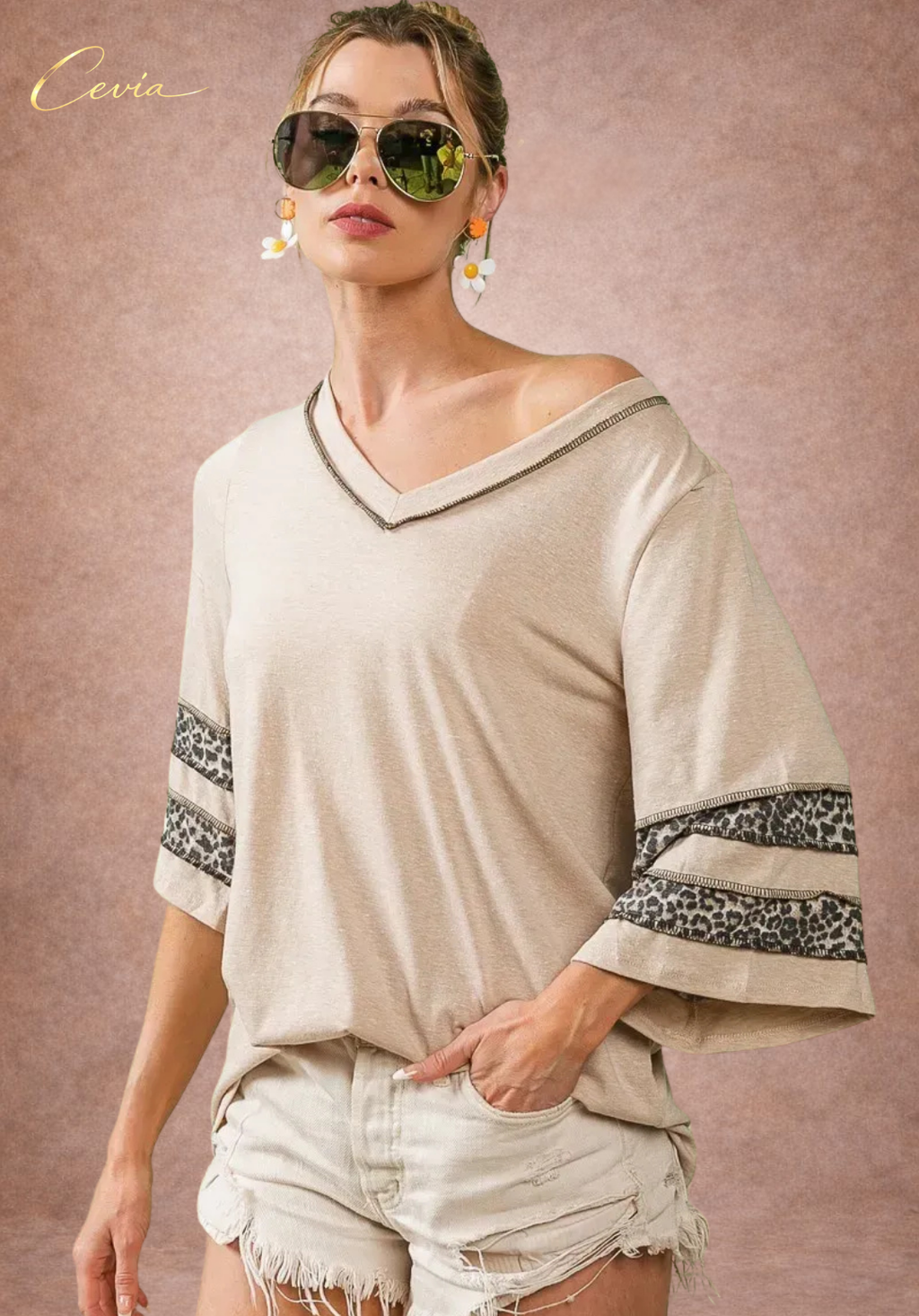 Leopard Band V-Neck Knit Top