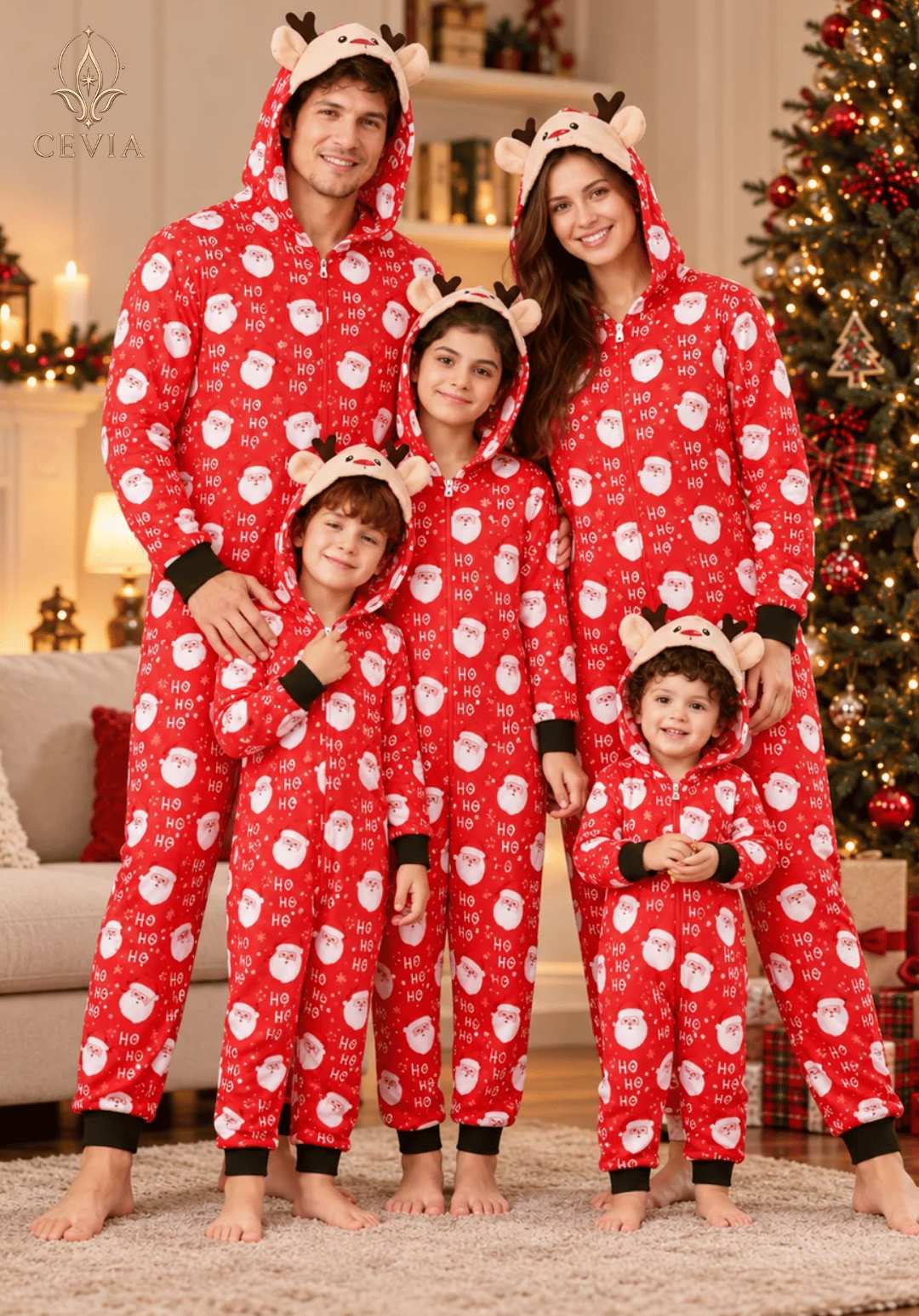 Conjuntos de Pijama Navideño Familiar a Juego con Capucha — Snowy Reindeer Magic