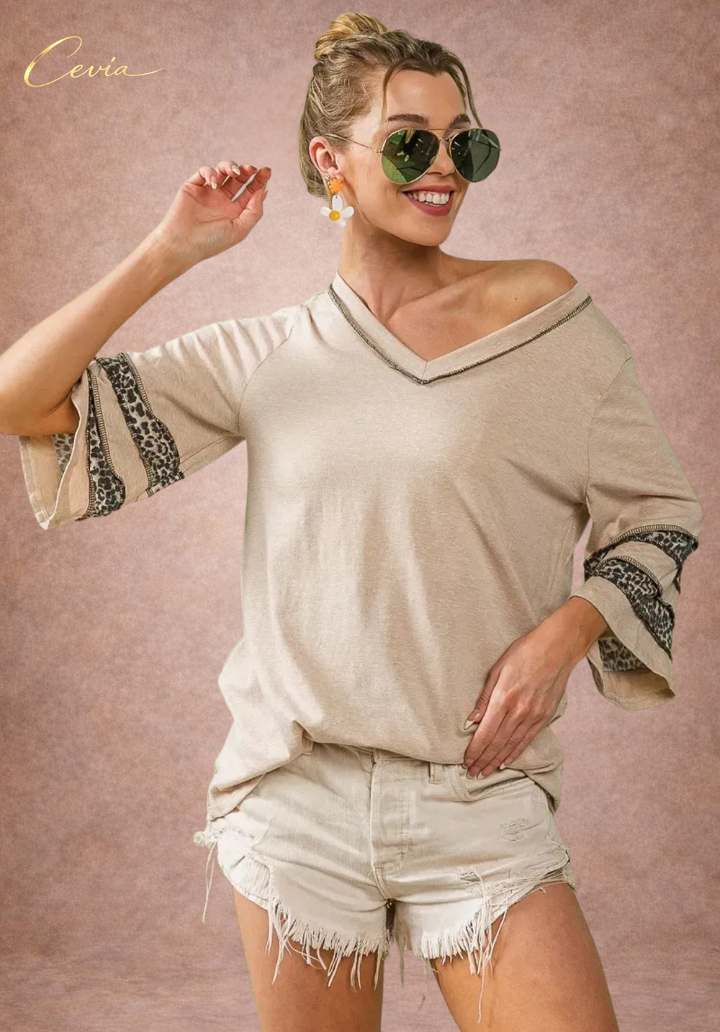 Leopard Band V-Neck Knit Top